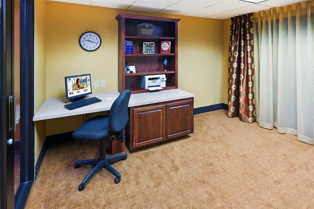 Hampton By Hilton Oklahoma City I-40 East- Tinker Afb Midwest City Facilities photo