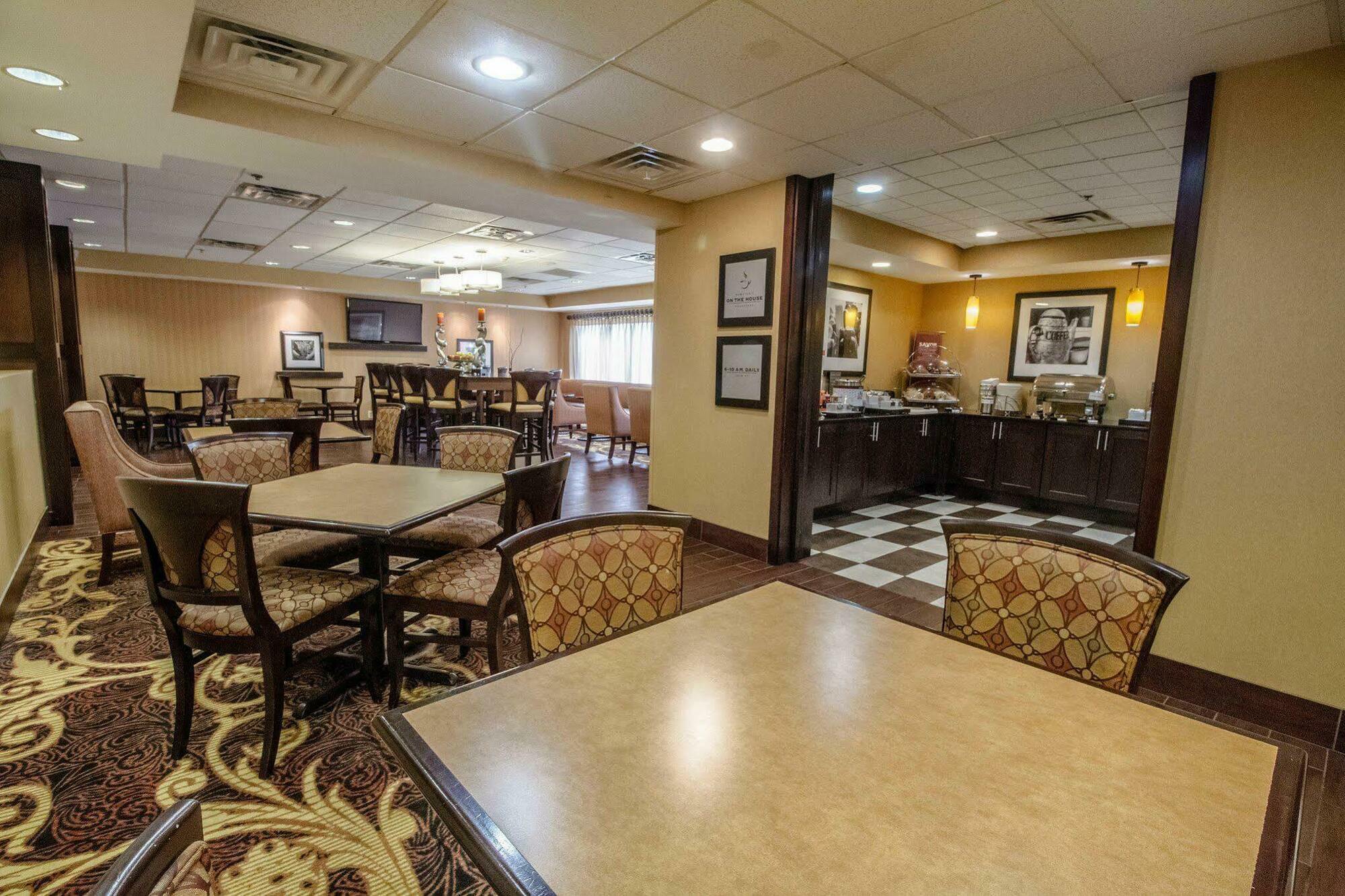 Hampton By Hilton Oklahoma City I-40 East- Tinker Afb Midwest City Exterior photo