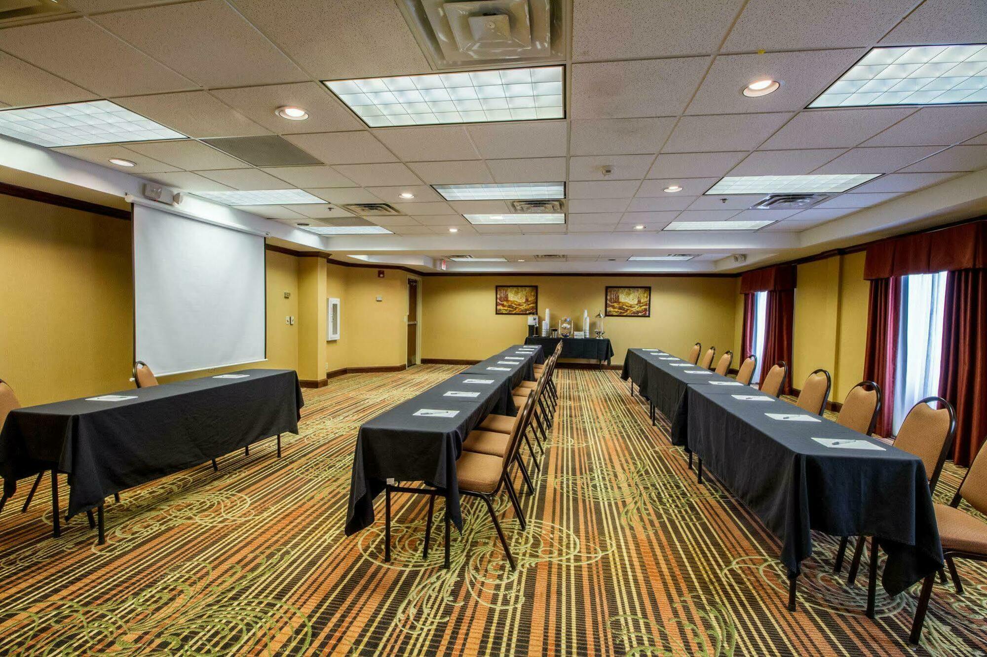 Hampton By Hilton Oklahoma City I-40 East- Tinker Afb Midwest City Exterior photo